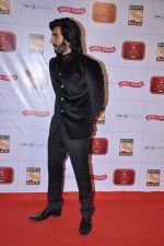 Ranveer Singh at Stardust Awards 2013 red carpet in Mumbai on 26th jan 2013 (537).JPG